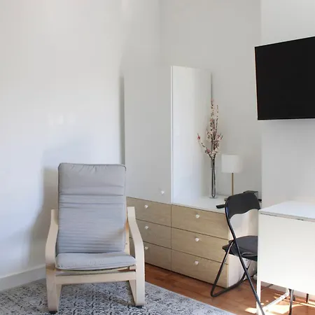 Apartament Lovely Quiet In The Heart Of 14th