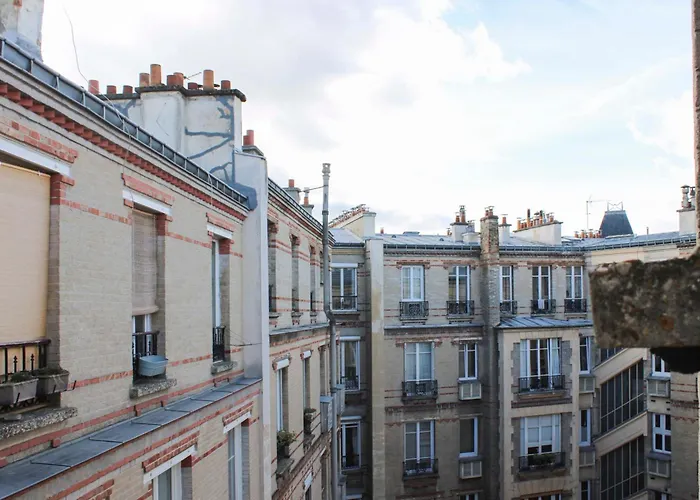 Bright Under The Eaves 14th Appartement Paris